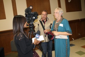 Donna Entz is interviewed by Global News. To see the video clip, go to  http://globalnews.ca/video/1562237/creating-an-interfaith-dialogue